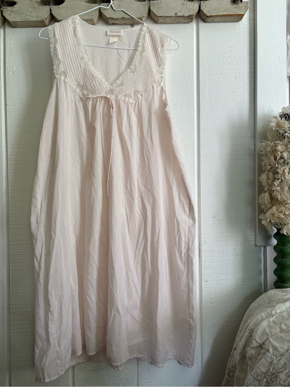 Vintage Barbizon pale pink Nightgown with Lace Trim small stain see photo
